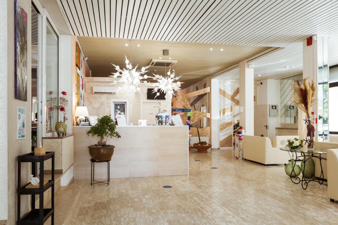 בלריה-איגאה מרינה Hotel Al Nuovo Porto מראה חיצוני תמונה