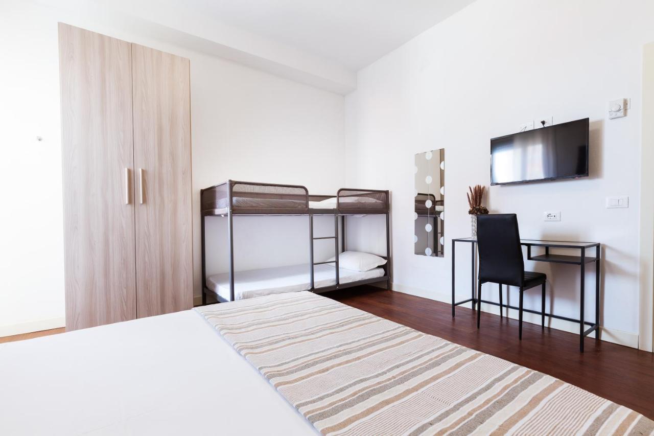 בלריה-איגאה מרינה Hotel Al Nuovo Porto מראה חיצוני תמונה