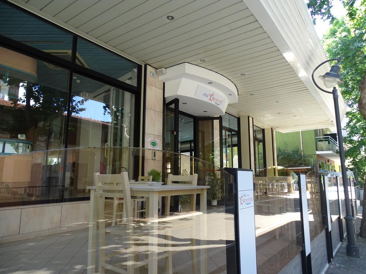 בלריה-איגאה מרינה Hotel Al Nuovo Porto מראה חיצוני תמונה